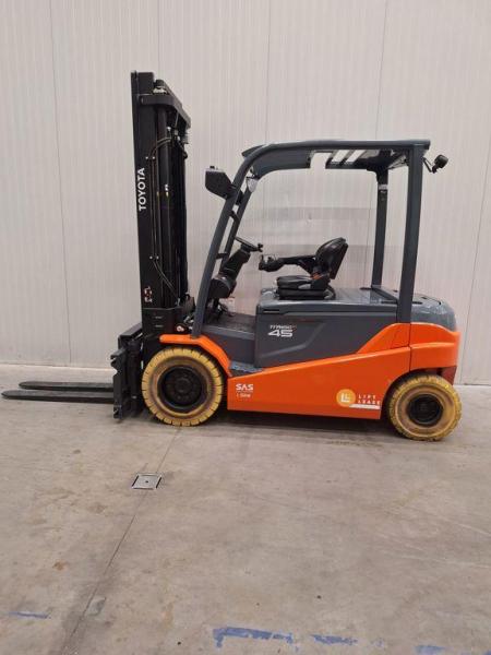 Heftruck TOYOTA 8FBMT45