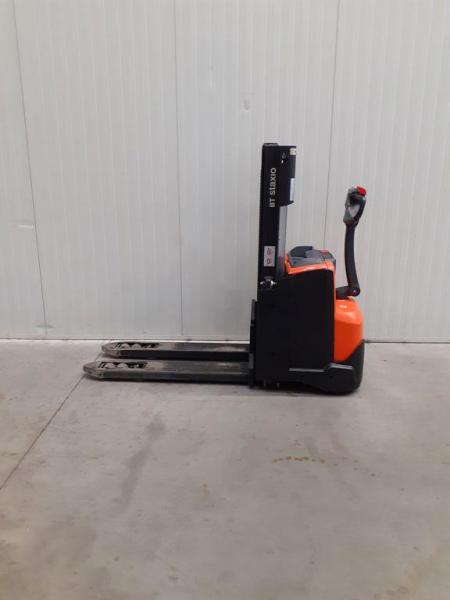 Stapelaar TOYOTA SWE200D