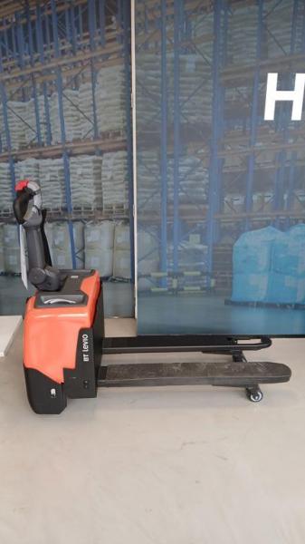 Pallettruck TOYOTA LWE130