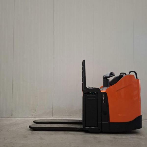 Pallettruck TOYOTA LPE220 Nieuw!