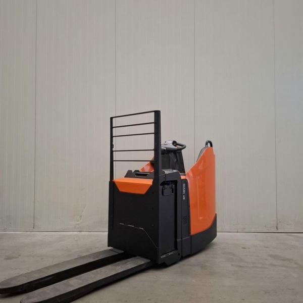 Pallettruck TOYOTA LPE220 Nieuw!