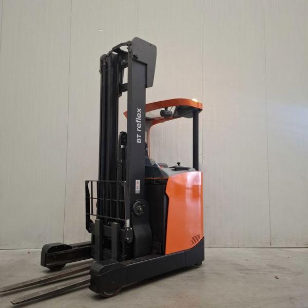 Reachtruck TOYOTA RRE160H