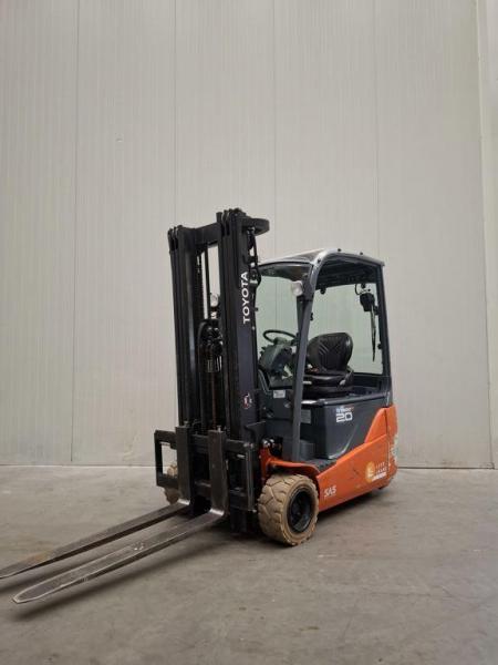 Heftruck TOYOTA 8FBE20T