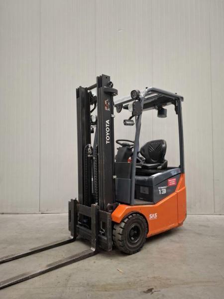 Heftruck TOYOTA 7FBEST13