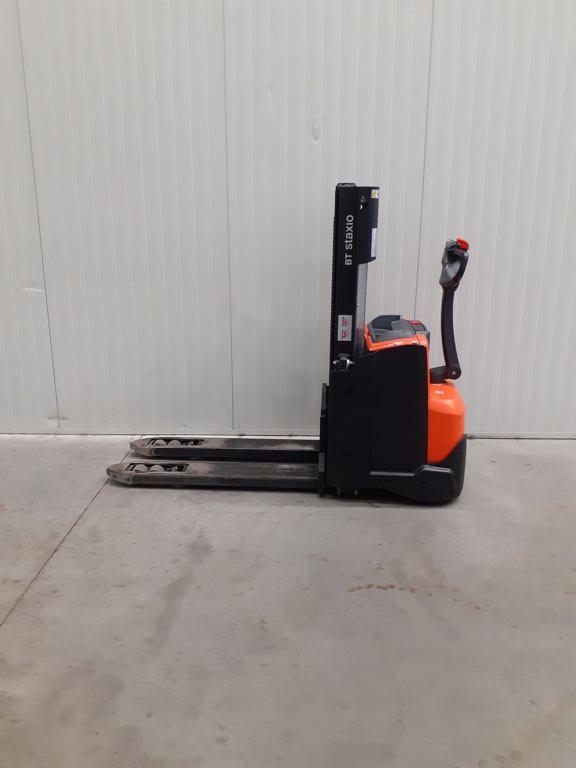 Stapelaar TOYOTA SWE200D