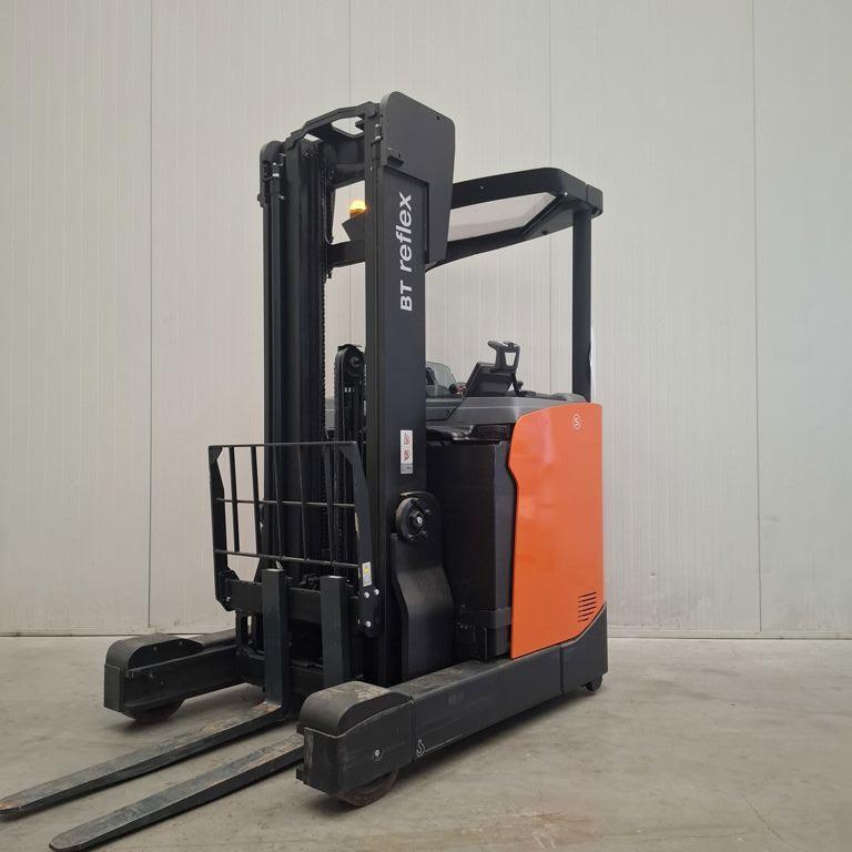 Reachtruck TOYOTA RRE160H